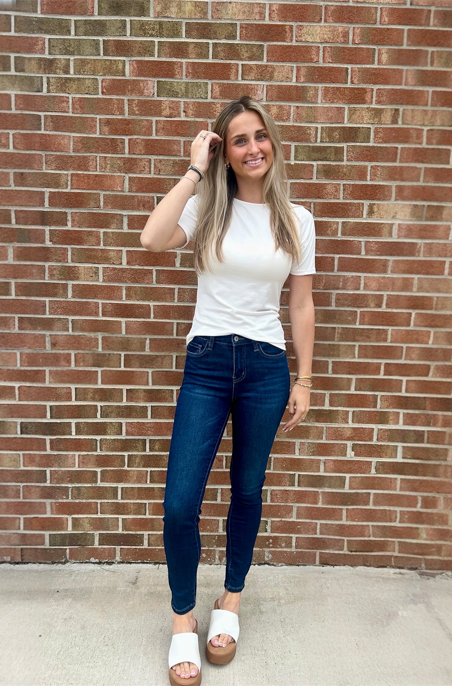 Nora Basic Top