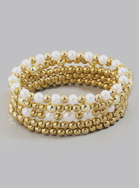 Mixed Pearl and metallic beaded bracelet