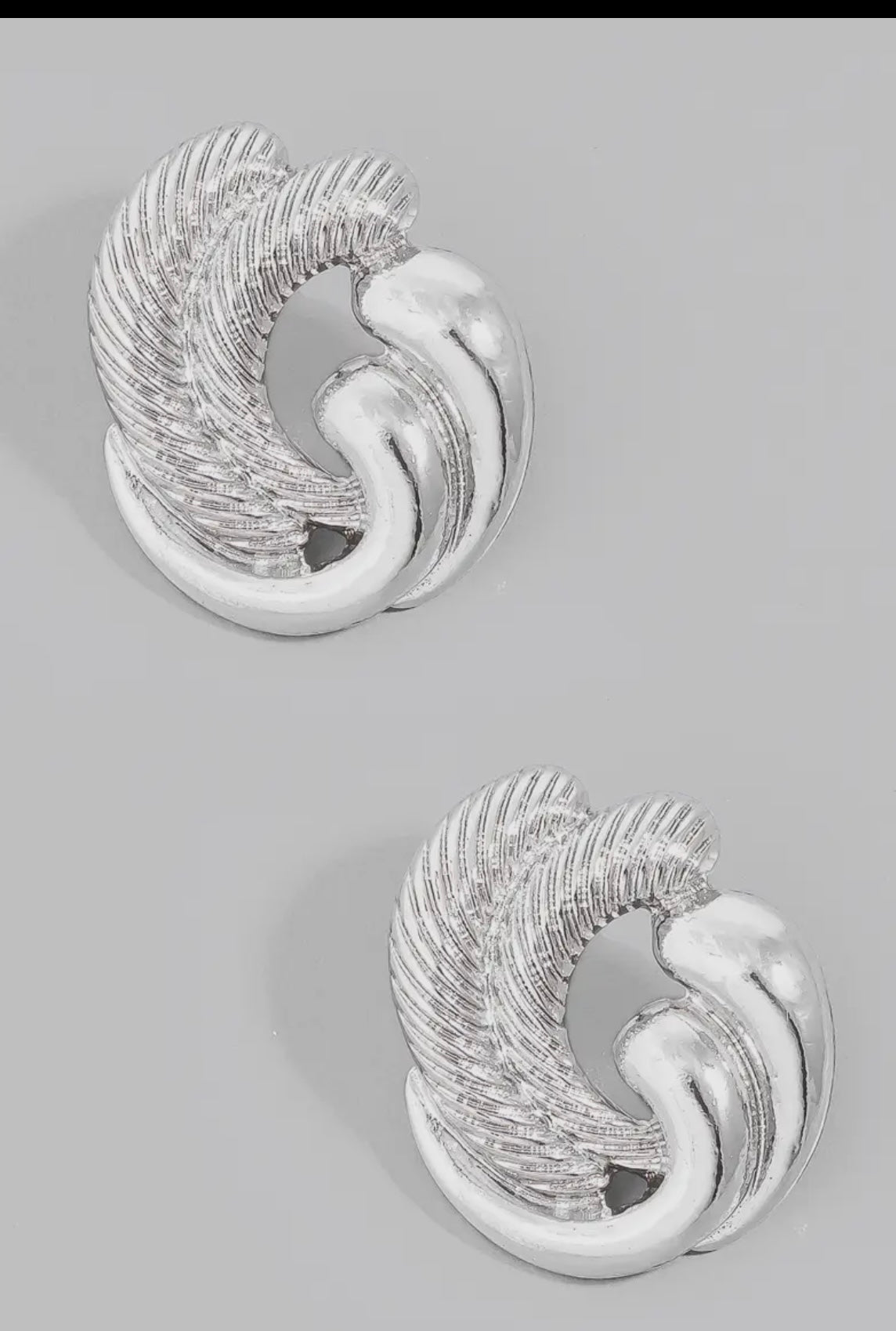 Textured metallic wave swirl stud earrings