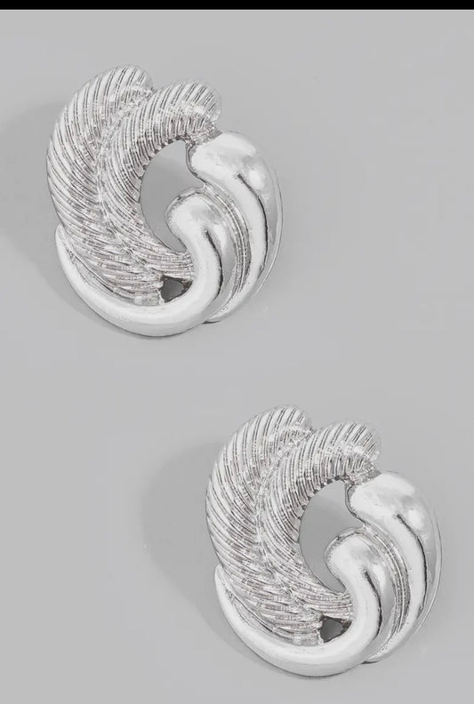 Textured metallic wave swirl stud earrings