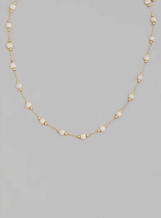 Pearly & Metallic Beaded Chain Necklace